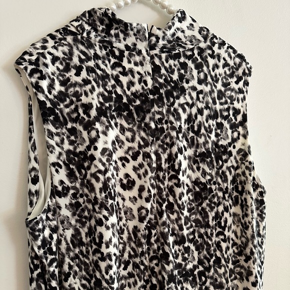 NWT| Animal Prints Sleeveless Midi Dress - Picture 5 of 9